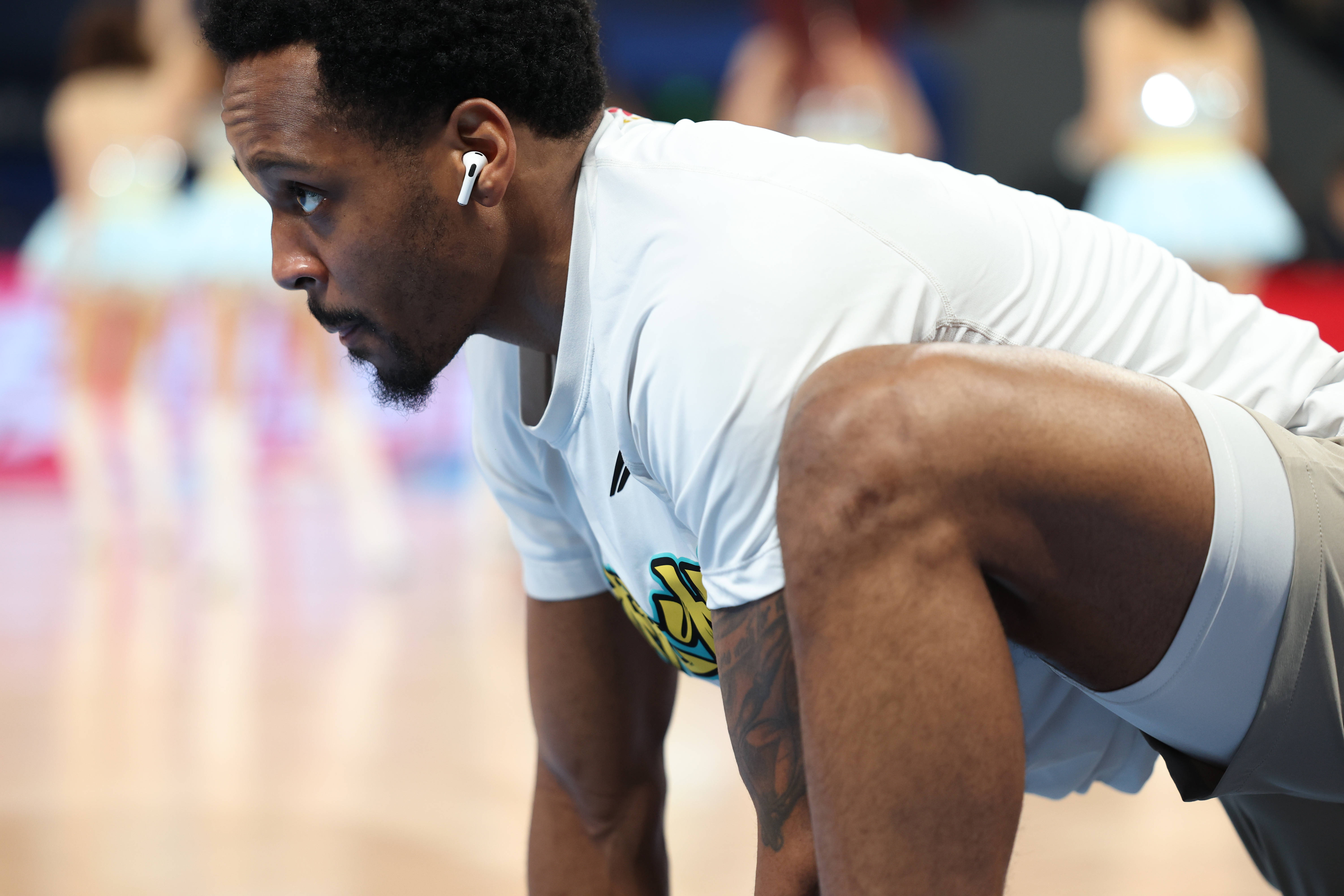 乐鱼体育-广厦男篮完成体检备战亚冠Ning连续五场比赛得分超过战术调整，连对手都承认：里程碑夜山东男篮遗憾出局(cba浙江广厦赛程)